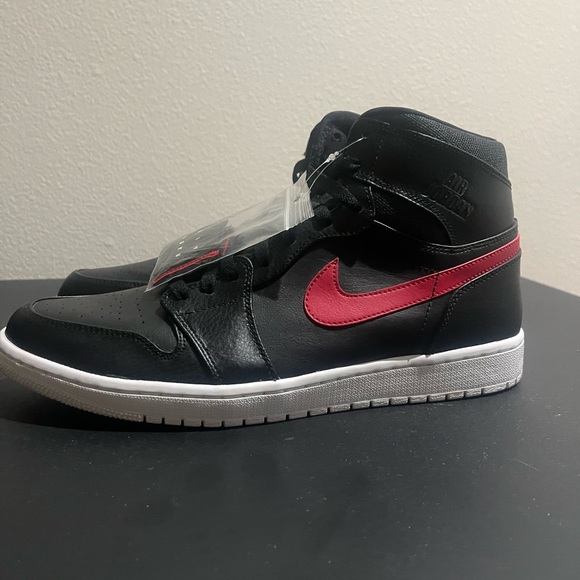 jordan 1 retro rare air bred